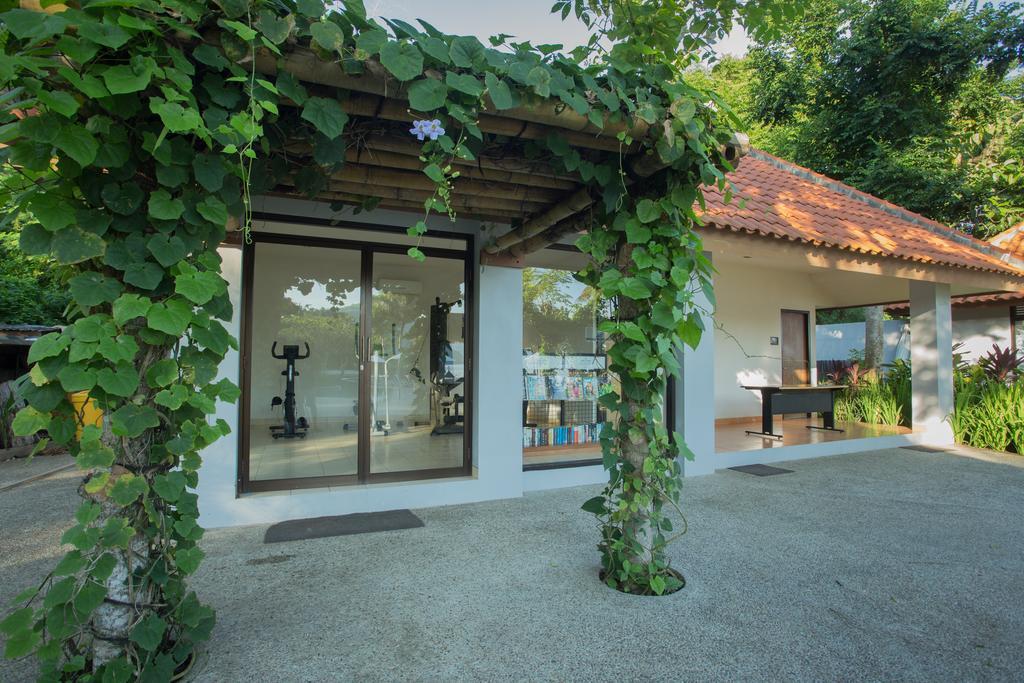 Bintang Flores Hotel Лабуан Баджо Екстериор снимка